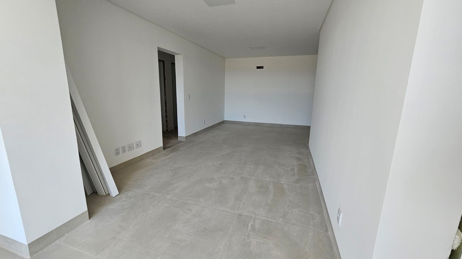 dbee2d87-5af7-4918-abc3-18eef29b24e0