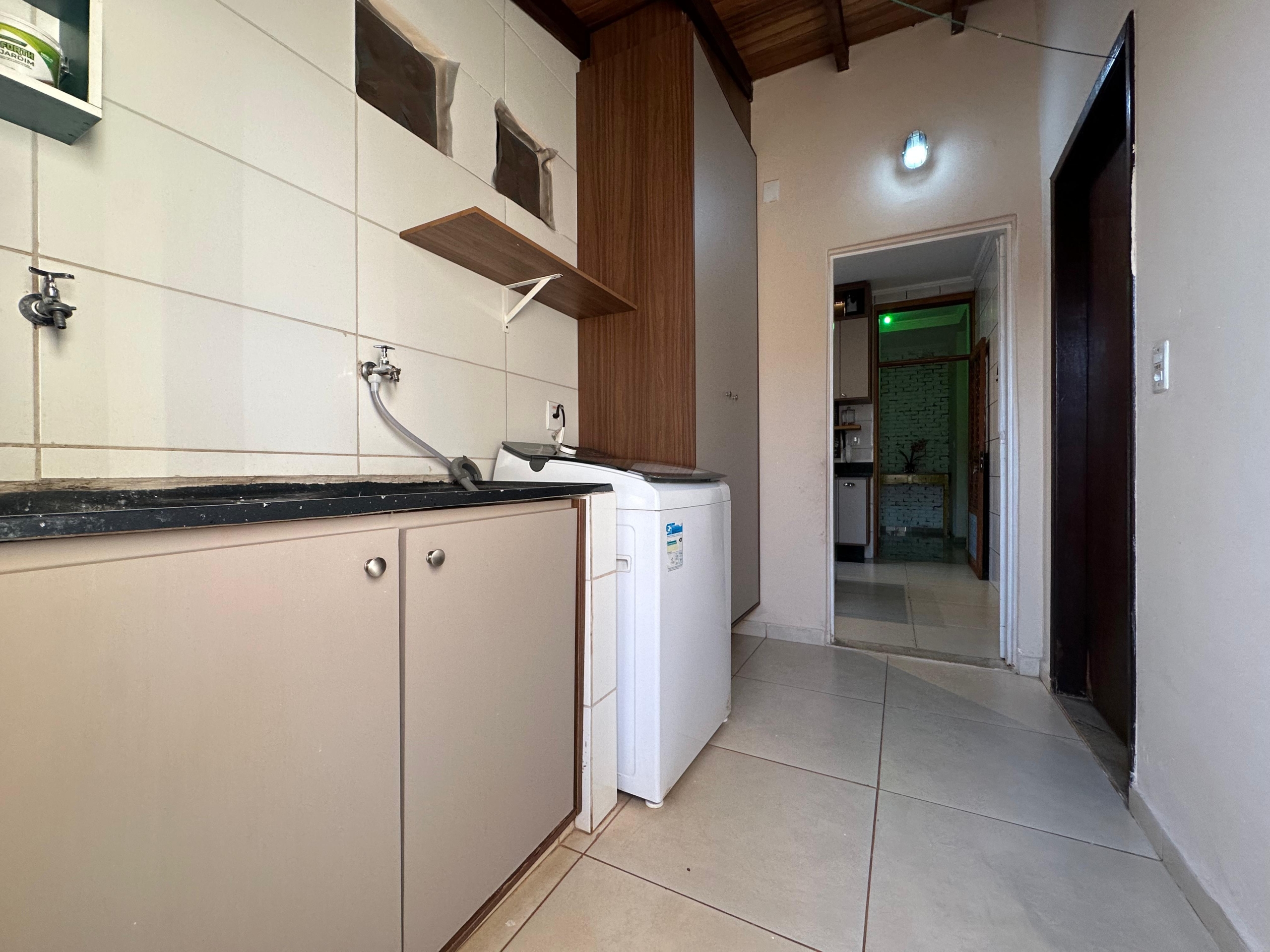 f36c1ec2-3baf-416a-90ff-61ff99c35ea7