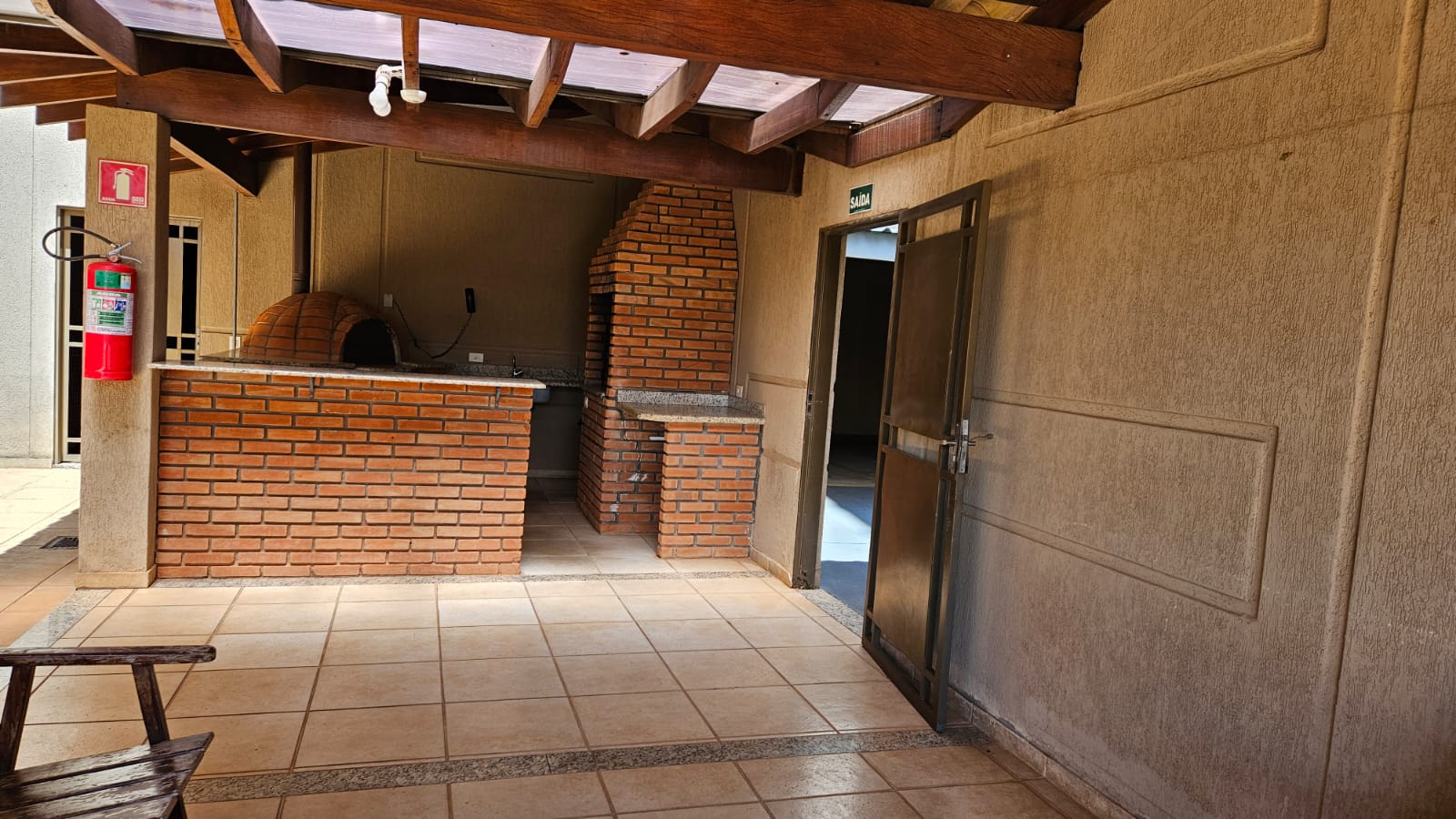 838d3719-21c2-4ca8-aa6b-57f420b1eaa5