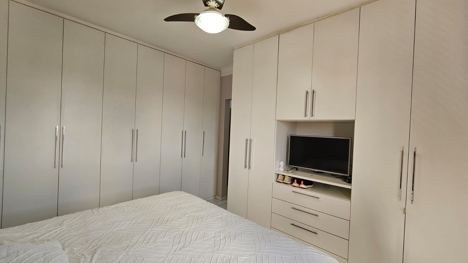 83e6ddb5-74c1-47ba-90df-f64538884ad0