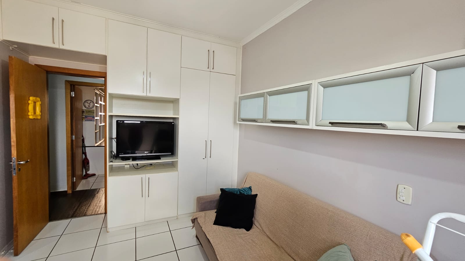 87c54af5-6442-4ba4-a574-4a202fbe13fd