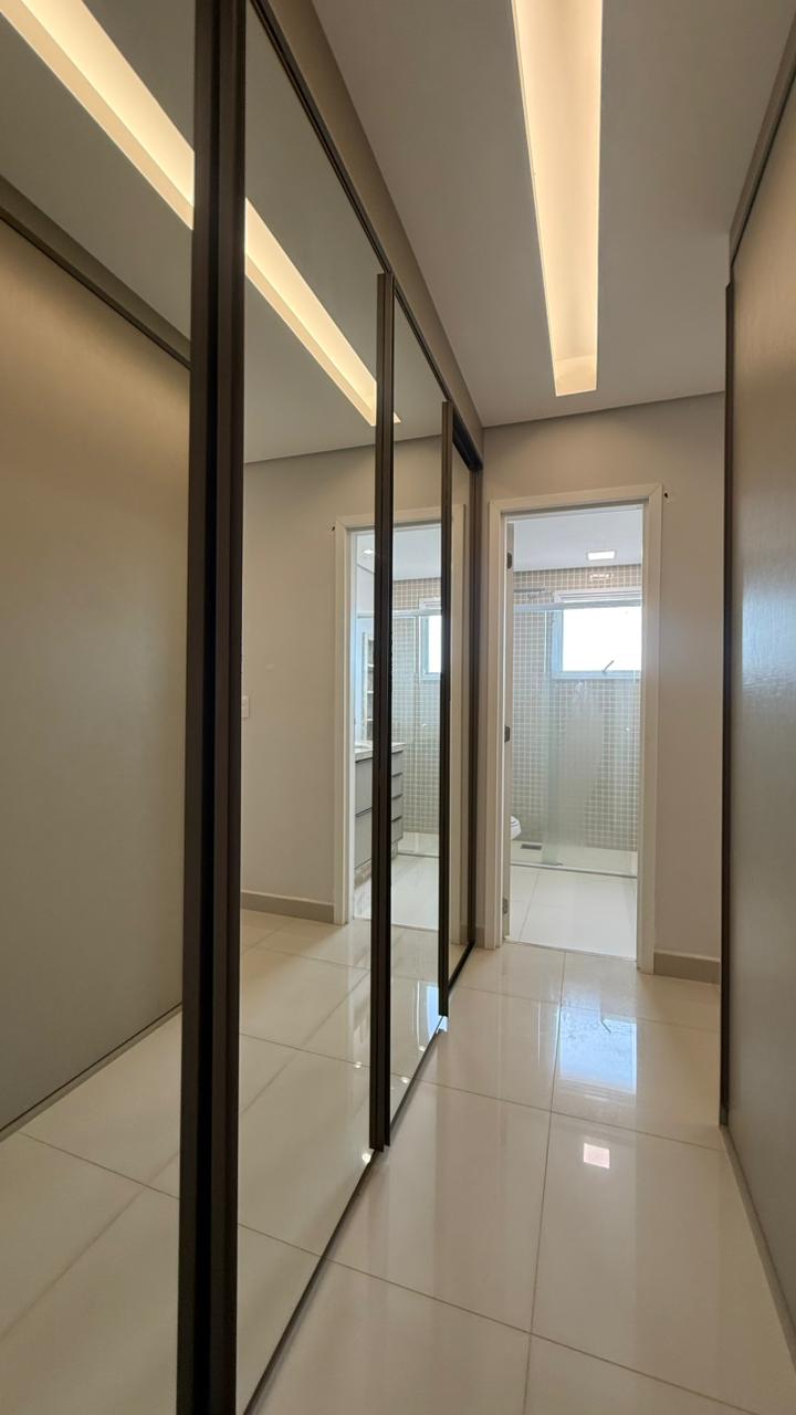 WhatsApp Image 2025-12-12 at 16.30.52 (1)