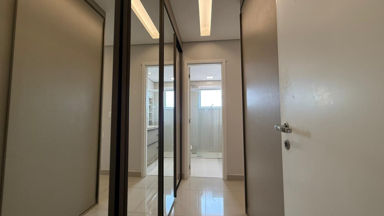 WhatsApp Image 2025-12-12 at 16.30.52